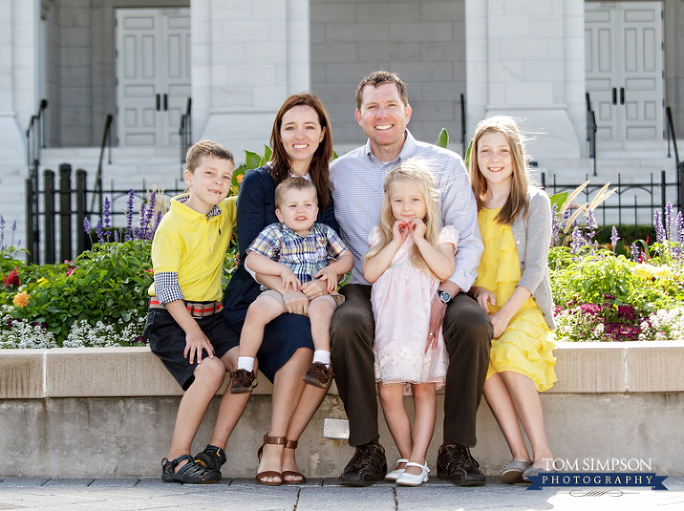 nauvoo family portrait photography by tom simpson